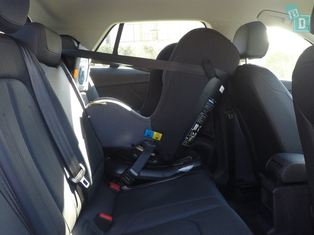 2017 Audi Q2 1.4 TFSI Design rear seat with rear-facing child seat installed