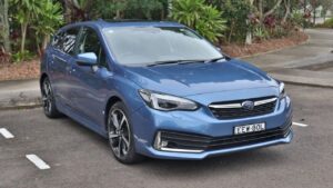 Subaru Impreza 2020 2.0i-S top family car review