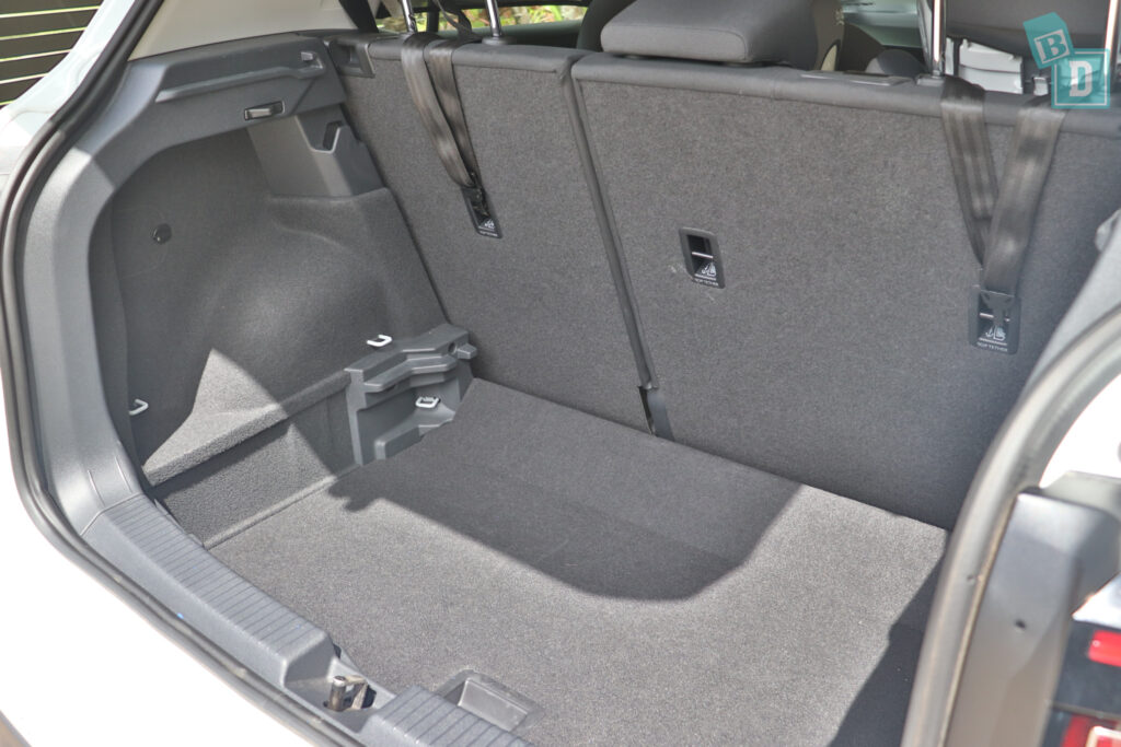 2021 Volkswagen T-Roc Sportline top tether child seat anchorages in the second row