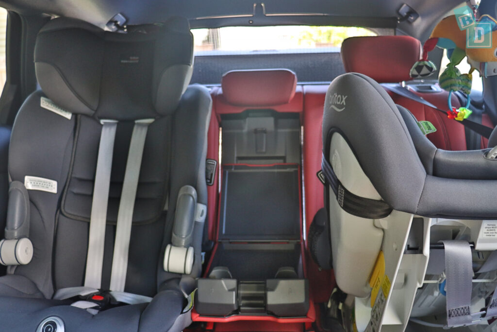 2021 Audi S4 Avant space between two child seats installed in the second row