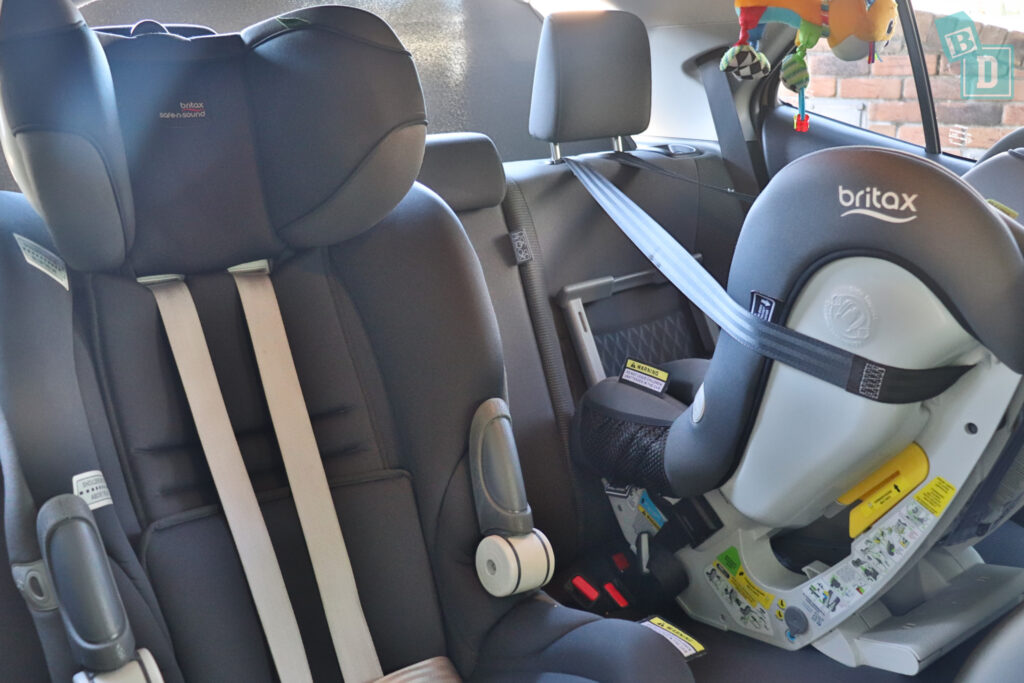 2021 Toyota Yaris space between two child seats installed in the second row