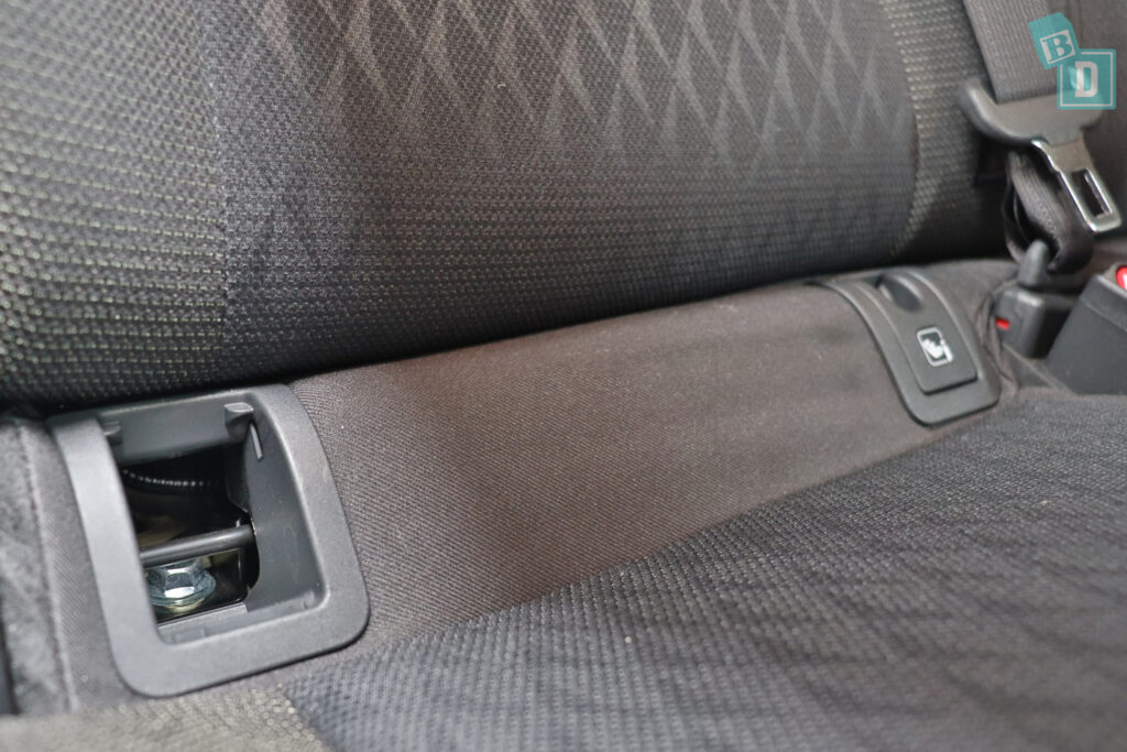 2021 Toyota Yaris ISOFIX child seat anchorages in the second row