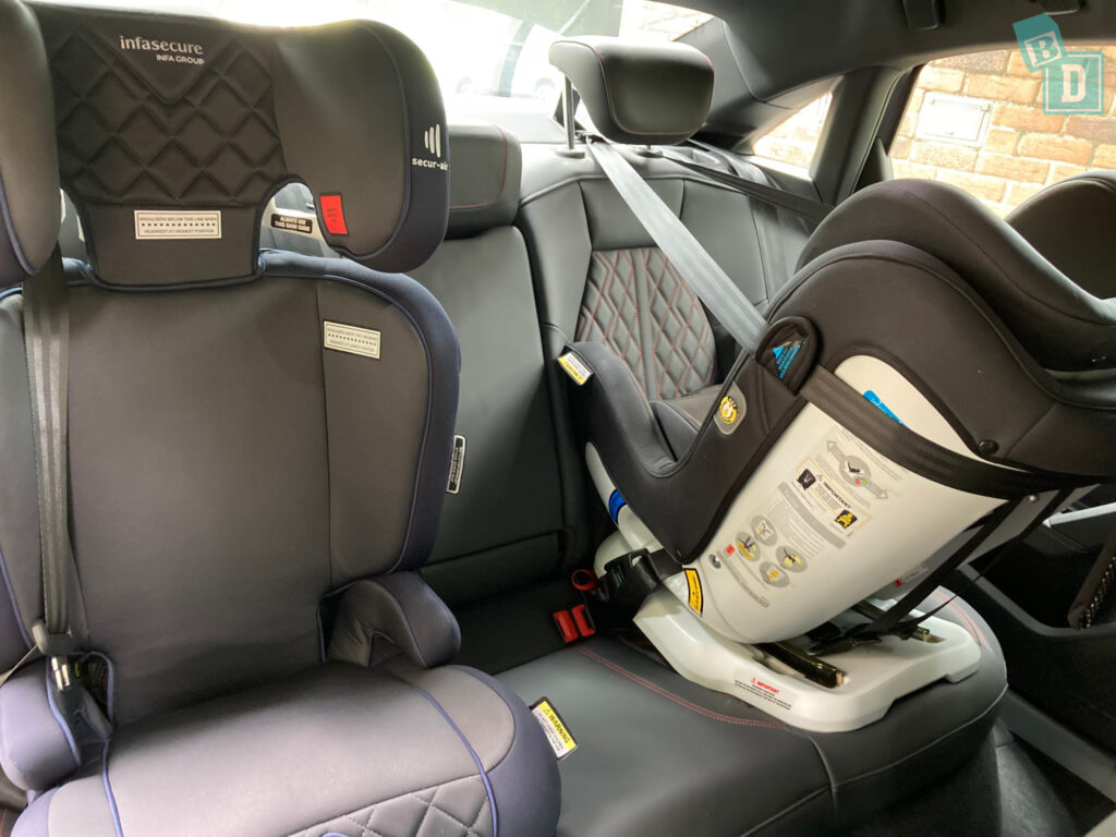 2022 Audi S3 Space between two child seats installed in the second row