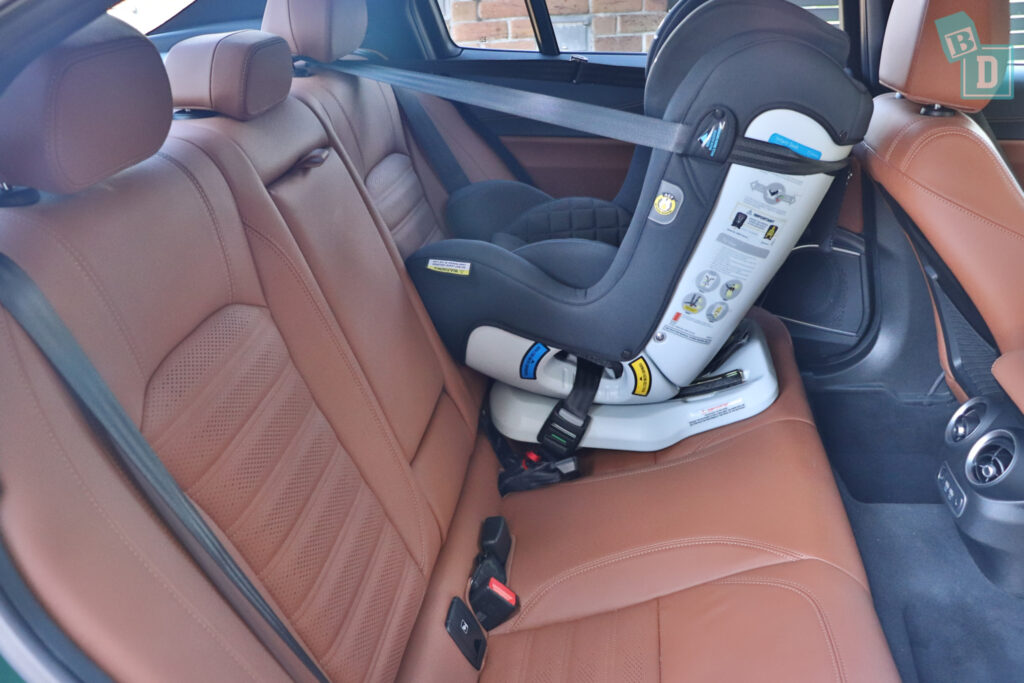 2022 Alfa Romeo Giulia with 2 child seats installed in the back row