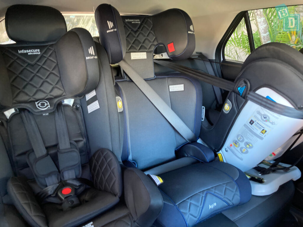 2022 Kia Niro GT Line EV with 3 child seats installed in the back row