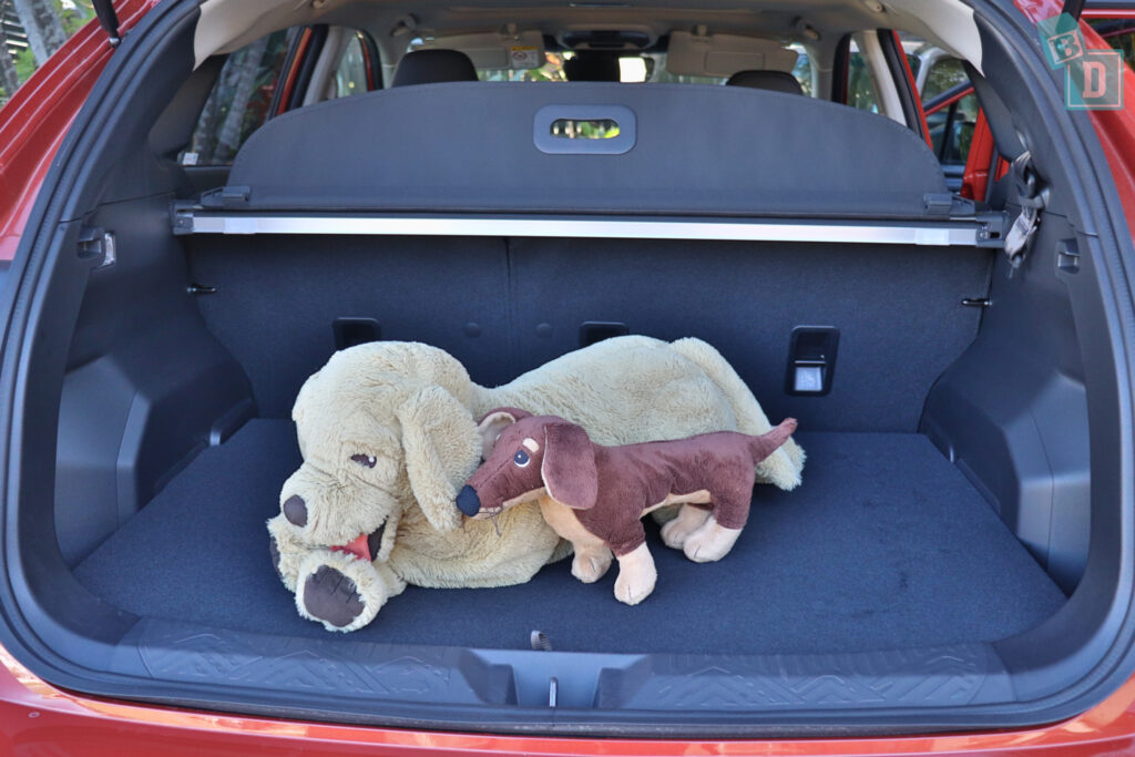 2024 Subaru Crosstrek AWD 2.0S boot space for dogs with two rows of seats in use
