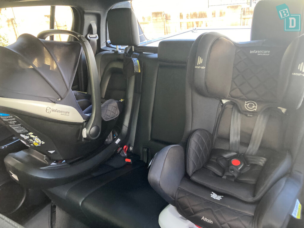2023 Toyota HiLux Rogue with 2 child seats installed