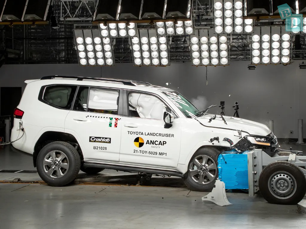 The toyota land cruiser is shown in a crash test.