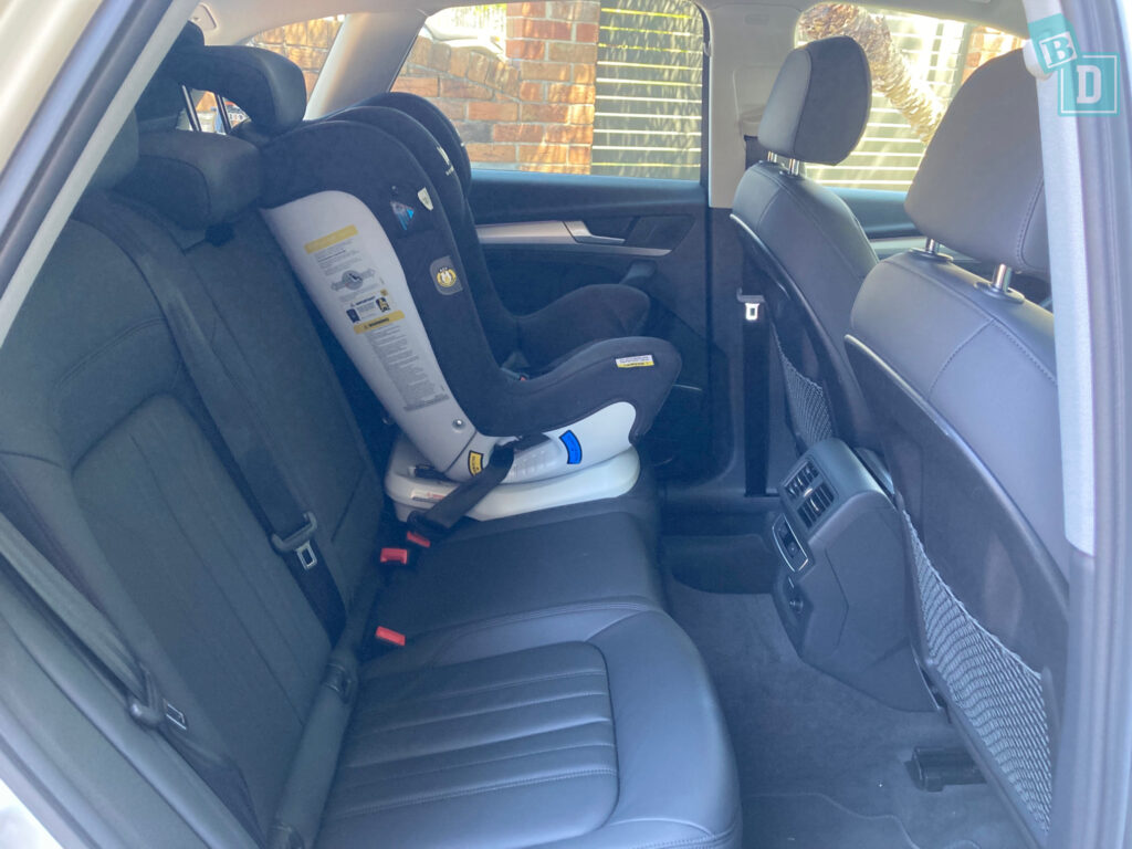 2023 Audi Q5 legroom with forward-facing child seats installed in the second row
