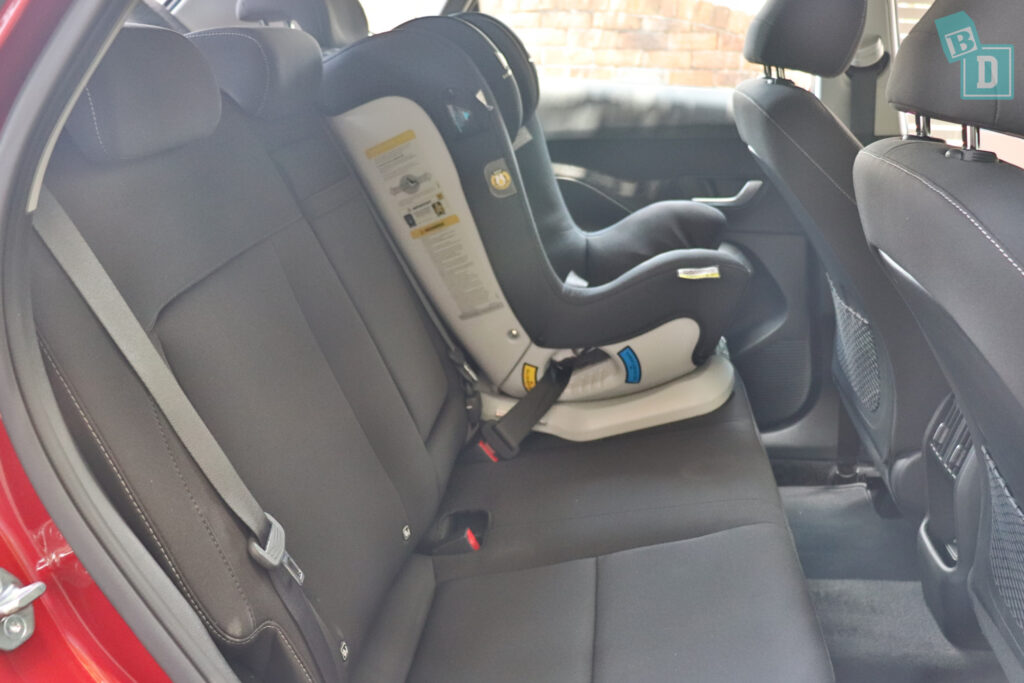 2023 Hyundai Kona legroom with forward-facing child seats installed in the second row 