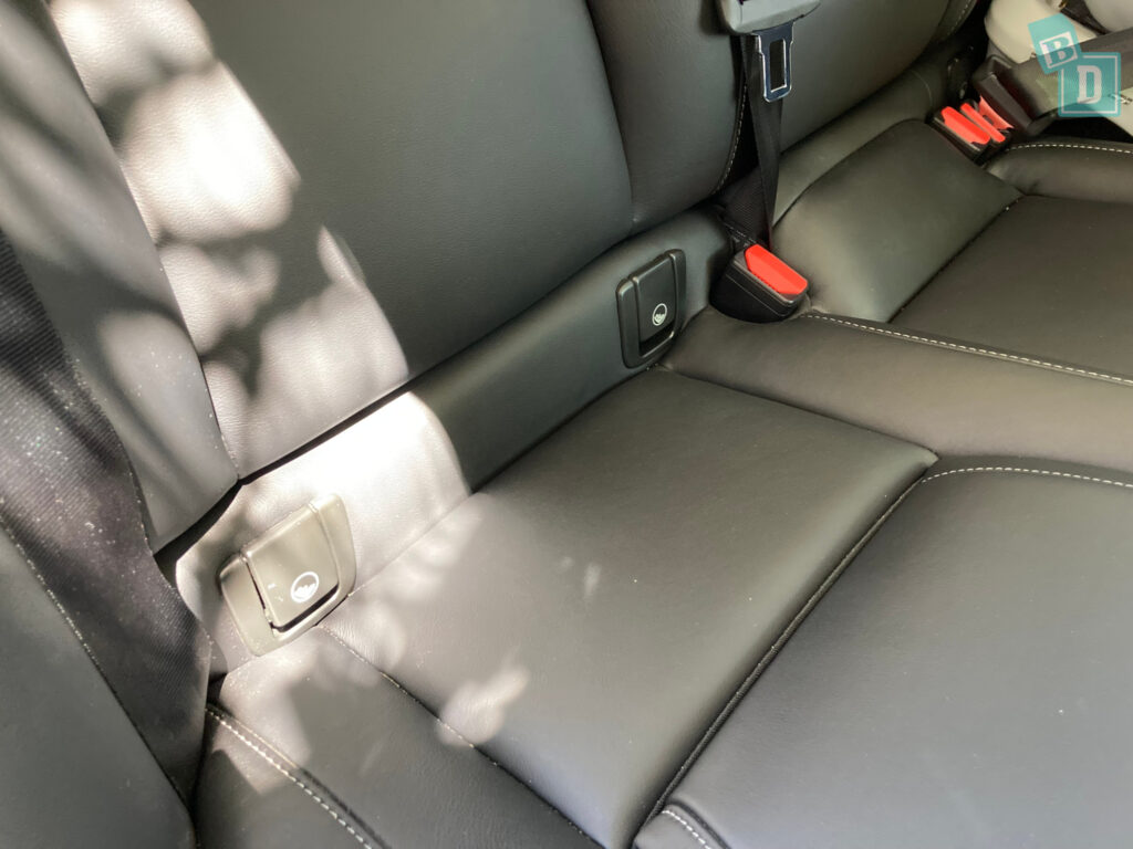 2024 Volvo XC60 ISOFIX child seat anchorages in the second row
