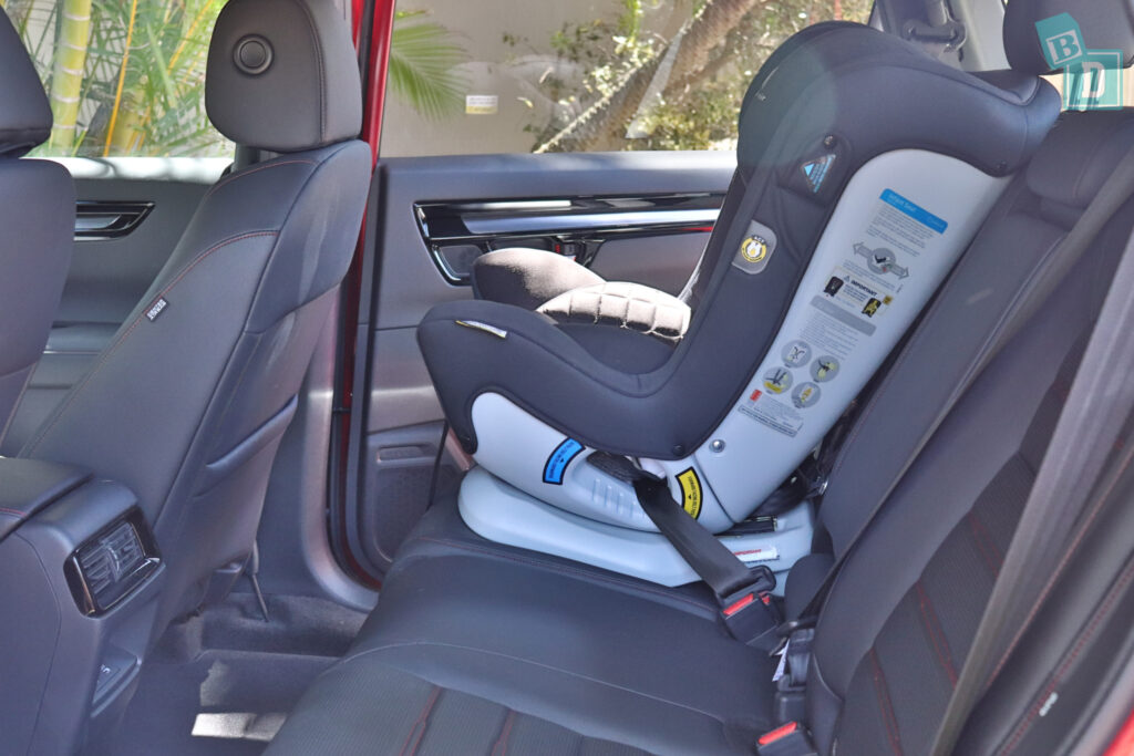 2024 Honda Civic Hybrid RS e:HEV legroom with forward-facing child seats installed in the second row
