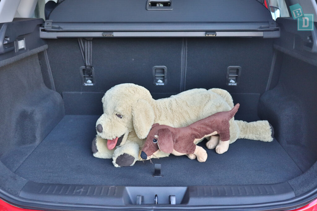 2024 Chery Tiggo 7 Pro boot space for dogs with two rows of seats in use 