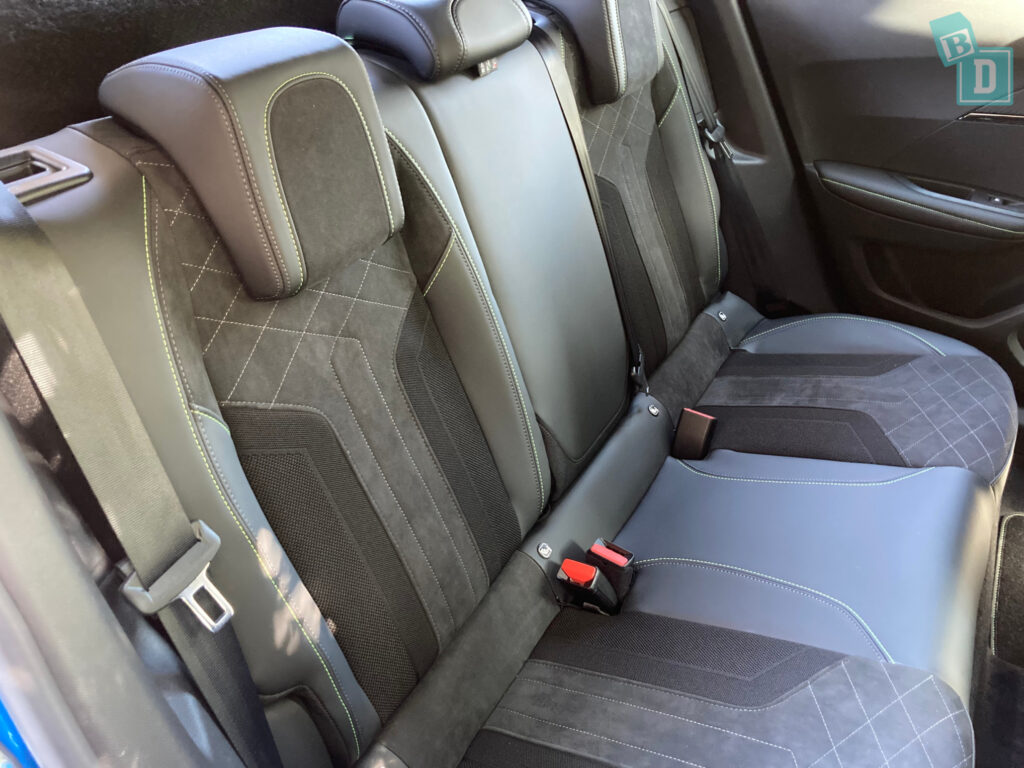 2023 Peugeot e-2008 ISOFIX child seat anchorages in the second row
