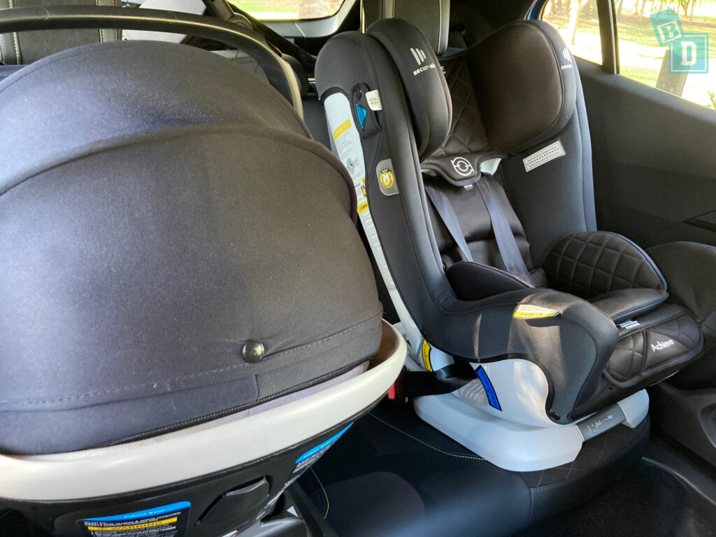 2023 Peugeot e-2008 space between two child seats installed in the second row
