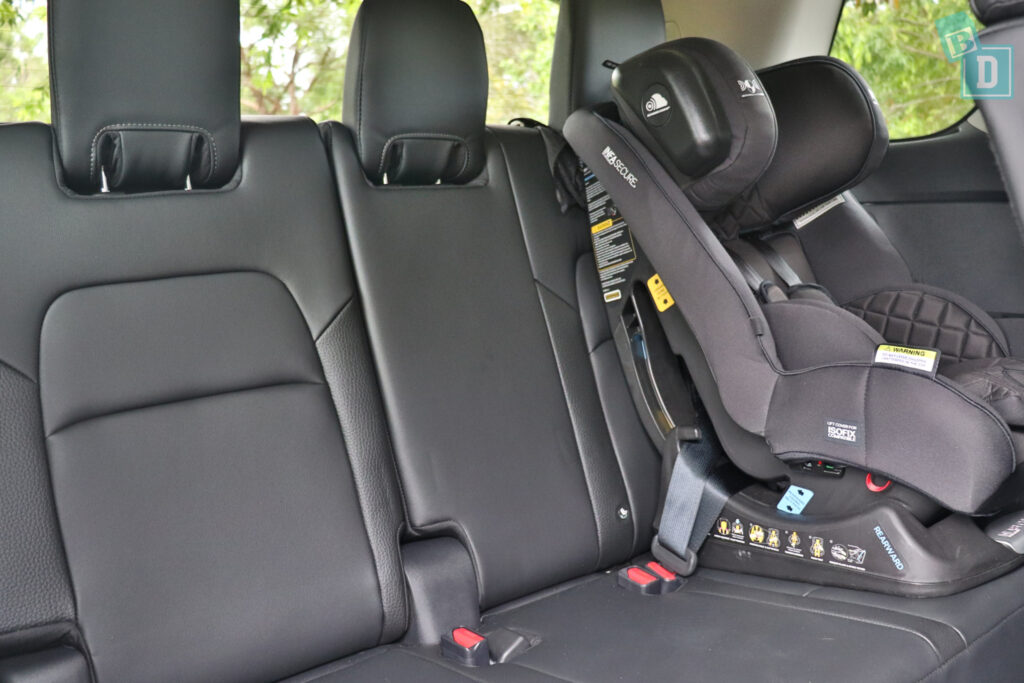 2024 Nissan Pathfinder Ti  with forward-facing child seats installed in the third row
