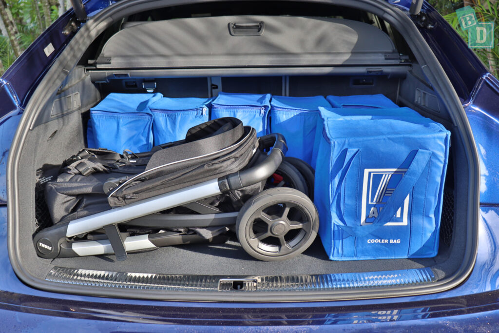 2024 Audi Q5 Sportback PHEV boot space for shopping with compact pram if two rows of seats are in use 