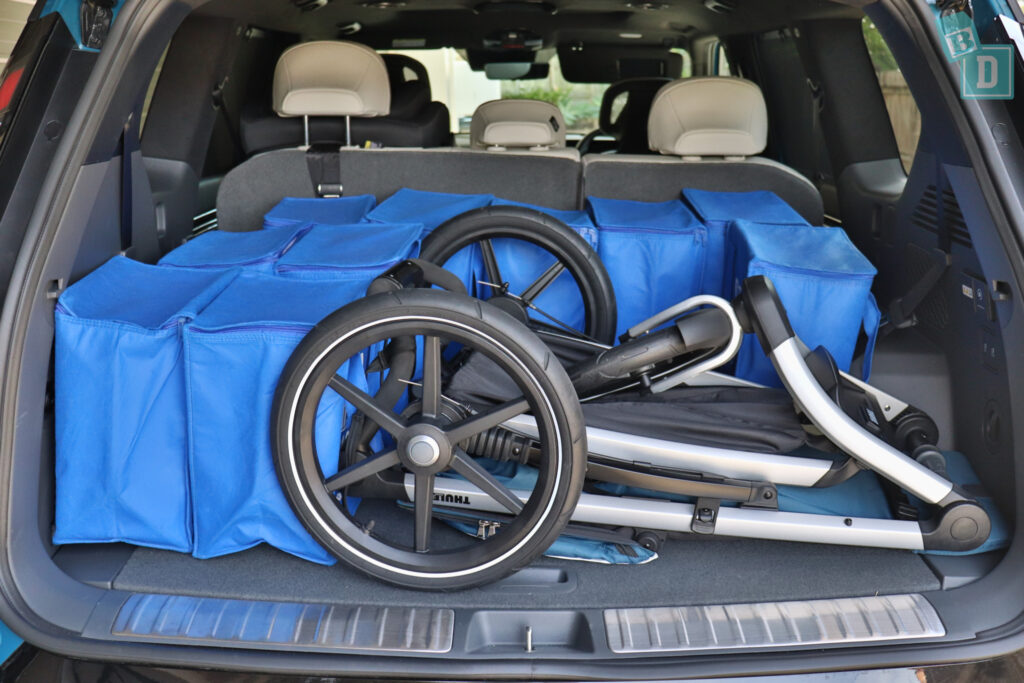 2024 Kia EV9 GT-Line boot space for shopping with single stroller pram if two rows of seats are in use
