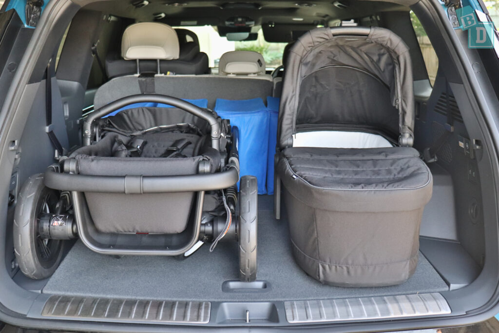 2024 Kia EV9 GT-Line boot space for shopping with tandem stroller pram if two rows of seats are in use
