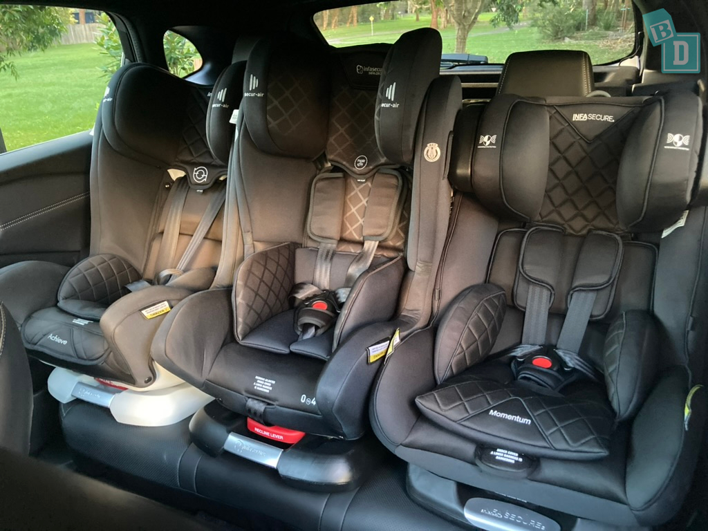 2024 Nissan Qashqai e-Power Ti with three child seats installed in the second row 