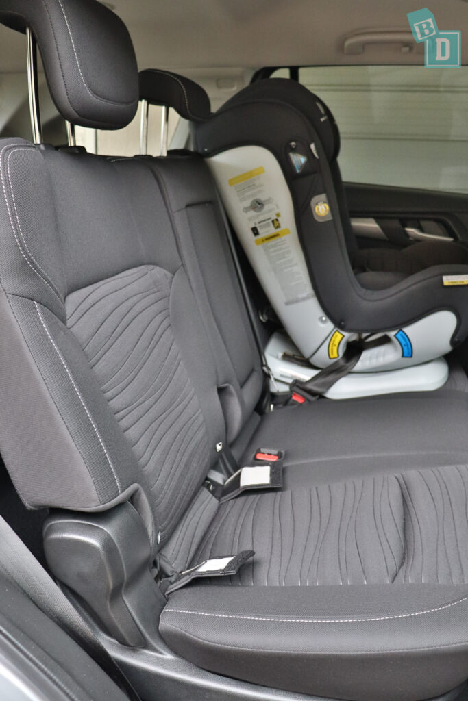 2024 Isuzu MU-X 1.9L LS-M 4X4 with child seats installed in the second row
