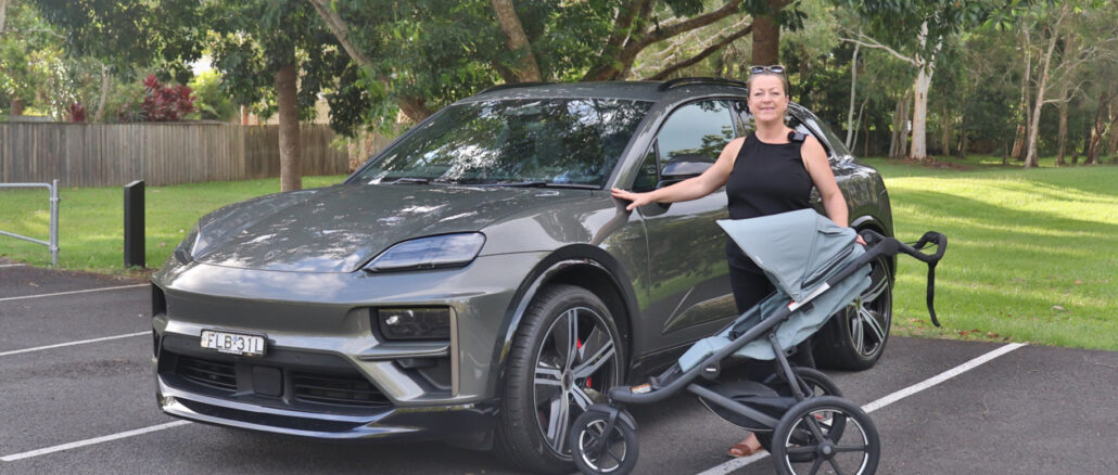2025 Porsche Macan Turbo